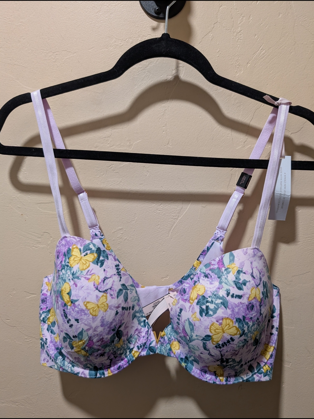 NWT Victoria Secret Freedom Cloud Underwire Bra  Lavender/Butterfly/Flower 36D